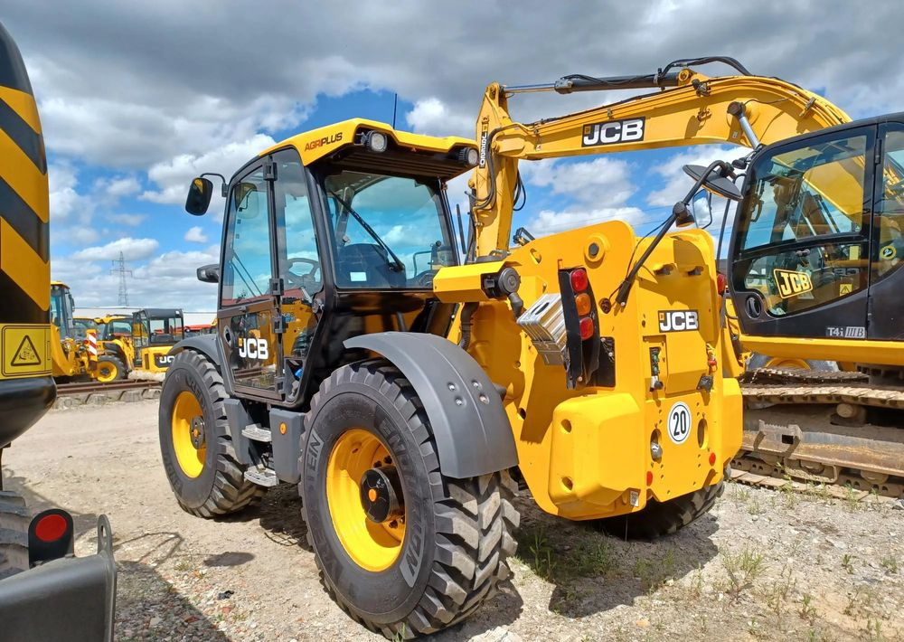 JCB 560-80 Agri Plus - رافعة تلسكوبية: صور 4 JCB 560-80 Agri Plus - رافعة تلسكوبية: صور 4
