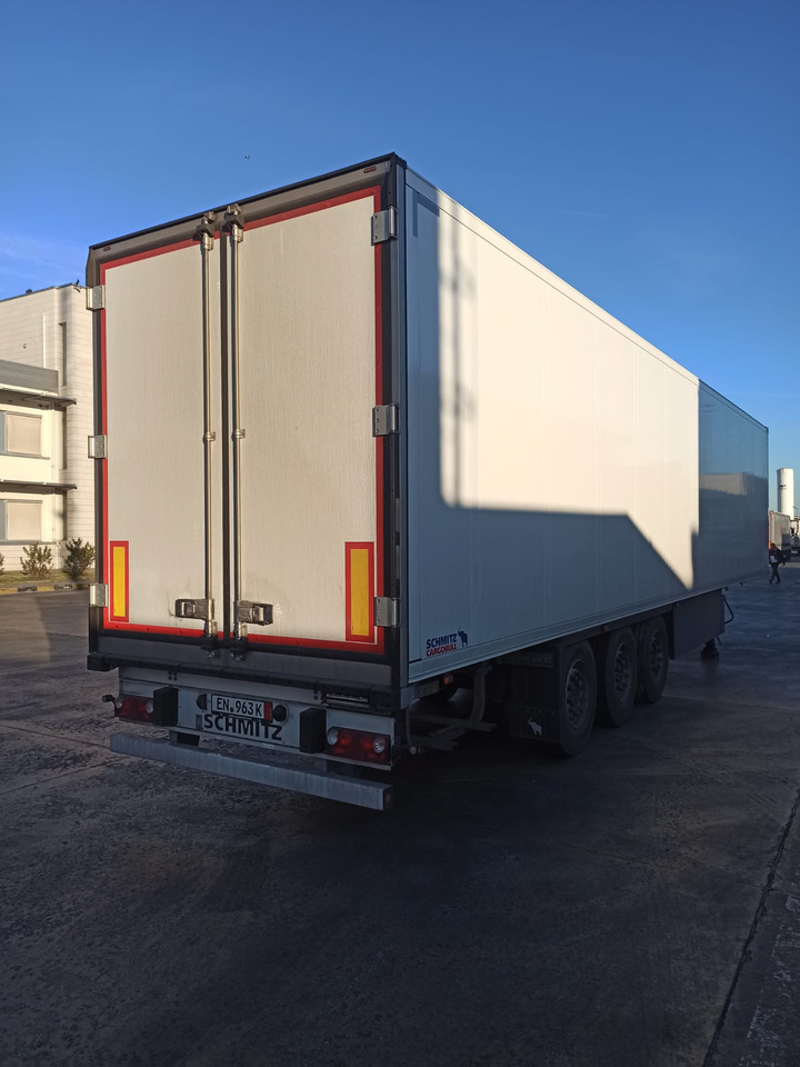 SCHMITZ CARGOBULL ThermoKing SKO 24/L - 13.4 FP COOL V7 FP 60 SMART - مبردة نصف مقطورة: صور 4 SCHMITZ CARGOBULL ThermoKing SKO 24/L - 13.4 FP COOL V7 FP 60 SMART - مبردة نصف مقطورة: صور 4