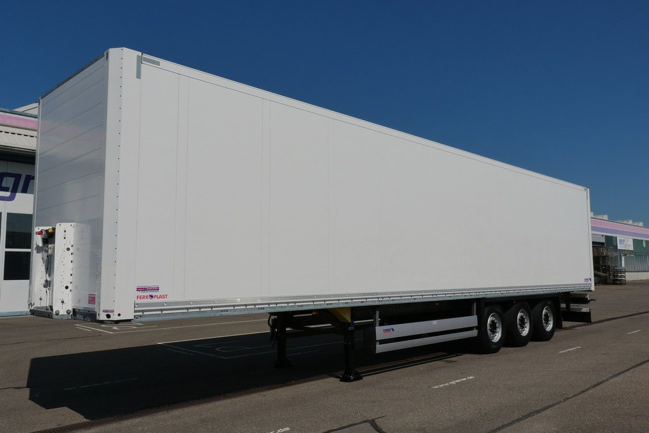 Schmitz Cargobull SKO 24 / ROLLTOR / LIFTACHSE /2 x ZURRLEISTE - بصندوق مغلق نصف مقطورة: صور 4 Schmitz Cargobull SKO 24 / ROLLTOR / LIFTACHSE /2 x ZURRLEISTE - بصندوق مغلق نصف مقطورة: صور 4