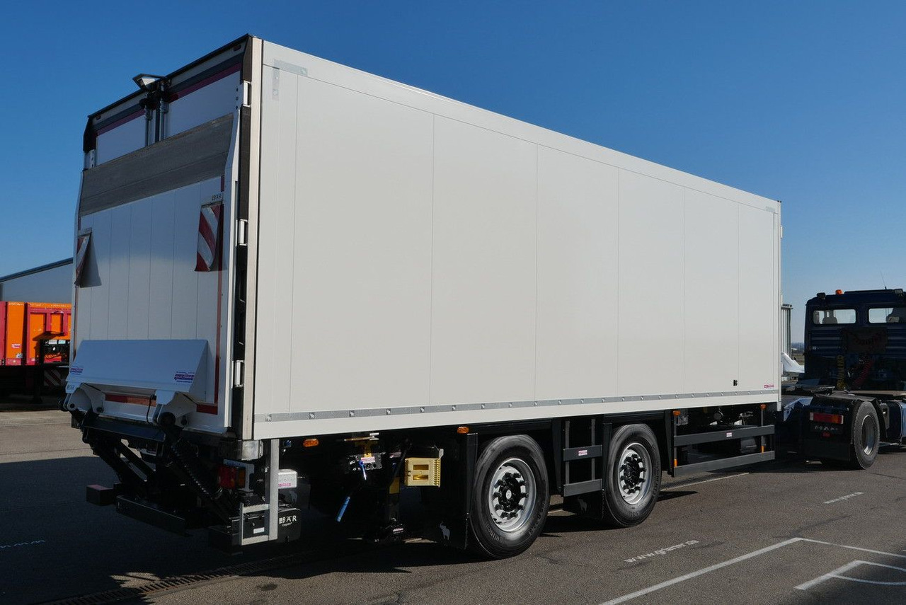 Schmitz Cargobull ZKO 18 /TK UT1200 /DURCHLADEBAR /LBW /7,30 - مبردة مقطورة: صور 2 Schmitz Cargobull ZKO 18 /TK UT1200 /DURCHLADEBAR /LBW /7,30 - مبردة مقطورة: صور 2