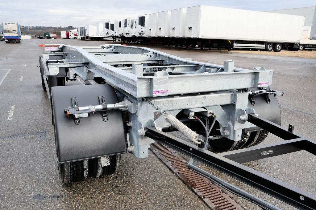 Web-Trailer ARA 18/ DIN 30722 / 5000 - 7000 mm/19,5 VERZINKT - مقطورة هوك ليفت/ لود لوجر: صور 3 Web-Trailer ARA 18/ DIN 30722 / 5000 - 7000 mm/19,5 VERZINKT - مقطورة هوك ليفت/ لود لوجر: صور 3
