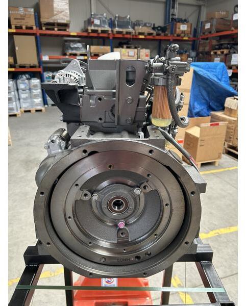 Yanmar Yanmar Motor 3TNV70 - المحرك - آلات البناء: صور 2 Yanmar Yanmar Motor 3TNV70 - المحرك - آلات البناء: صور 2