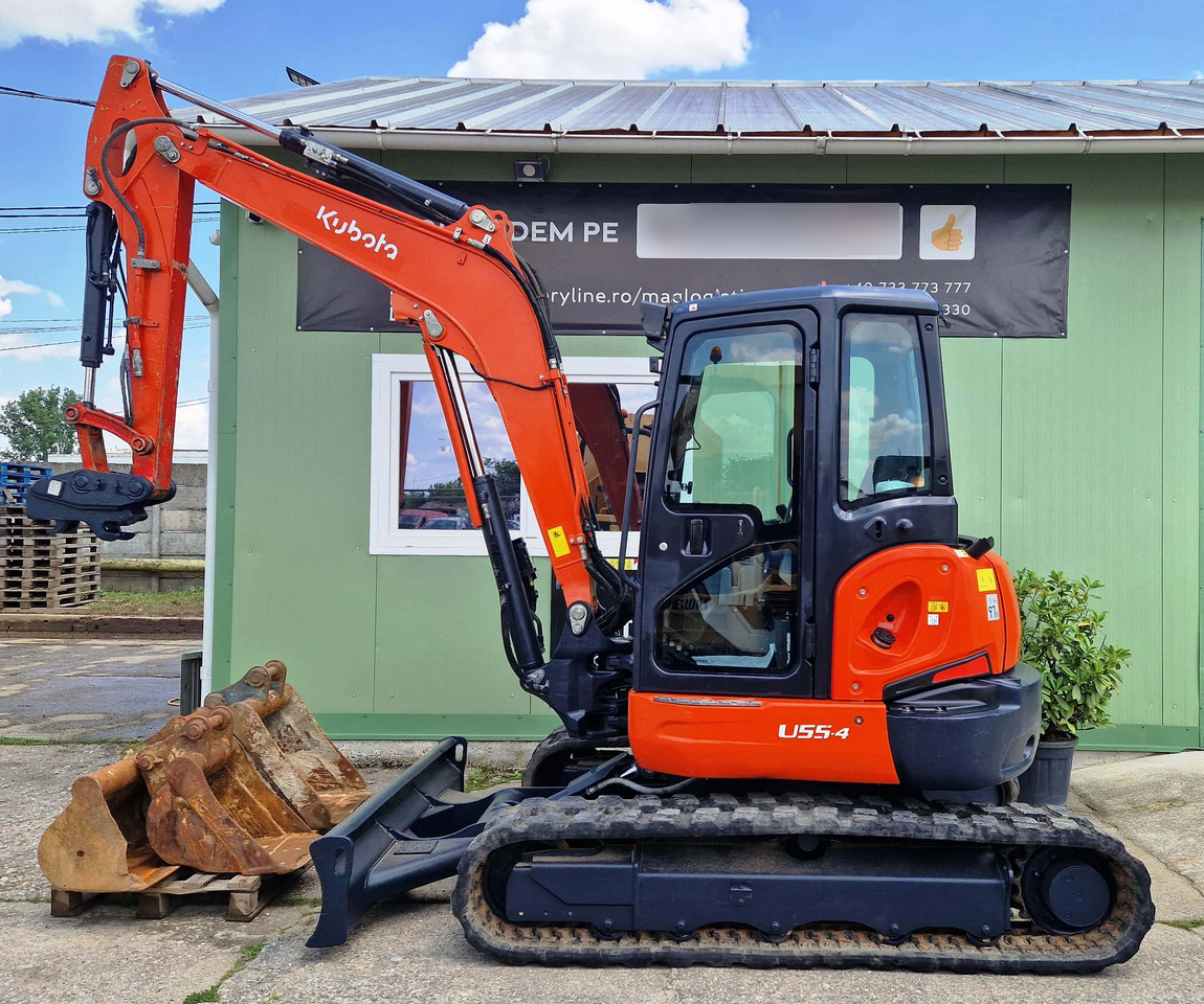 KUBOTA U55 - حفارة مصغرة: صور 2 KUBOTA U55 - حفارة مصغرة: صور 2