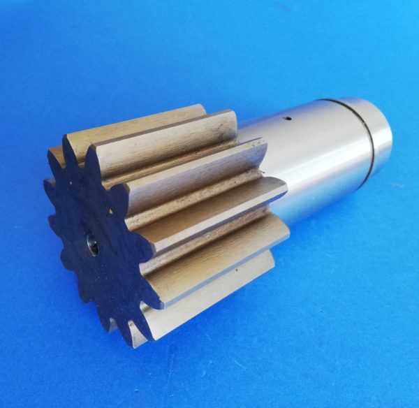 010150A Wałek silnika obrotu Bobcat 425 - محرك سوينغ - آلات البناء: صور 1 010150A Wałek silnika obrotu Bobcat 425 - محرك سوينغ - آلات البناء: صور 1