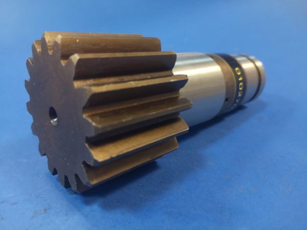 010270A Bobcat 320 and 322 swing motor shaft - محرك سوينغ - آلات البناء: صور 3 010270A Bobcat 320 and 322 swing motor shaft - محرك سوينغ - آلات البناء: صور 3