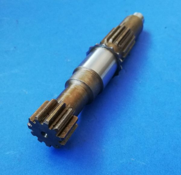 020390A Wałek silnika jazdy Takeuchi TB016, Kubota KX41-3V - محرك هيدروليكي - آلات البناء: صور 1 020390A Wałek silnika jazdy Takeuchi TB016, Kubota KX41-3V - محرك هيدروليكي - آلات البناء: صور 1