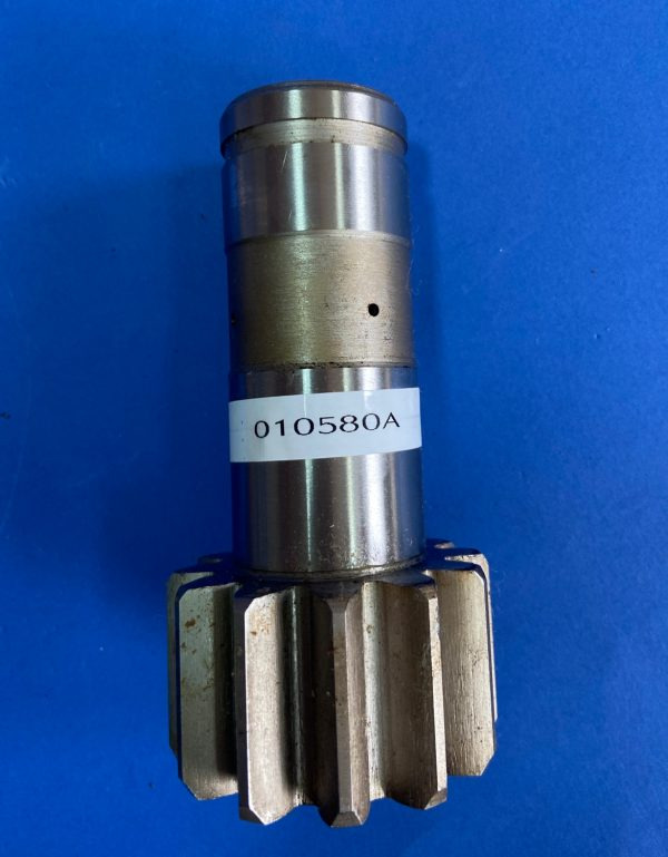 Wałek obrotu 010580A Kubota KX019-4 - محرك سوينغ - آلات البناء: صور 2 Wałek obrotu 010580A Kubota KX019-4 - محرك سوينغ - آلات البناء: صور 2