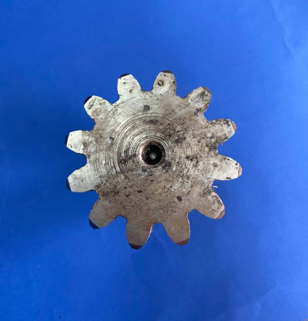 Wałek obrotu 010580A Kubota KX019-4 - محرك سوينغ - آلات البناء: صور 3 Wałek obrotu 010580A Kubota KX019-4 - محرك سوينغ - آلات البناء: صور 3