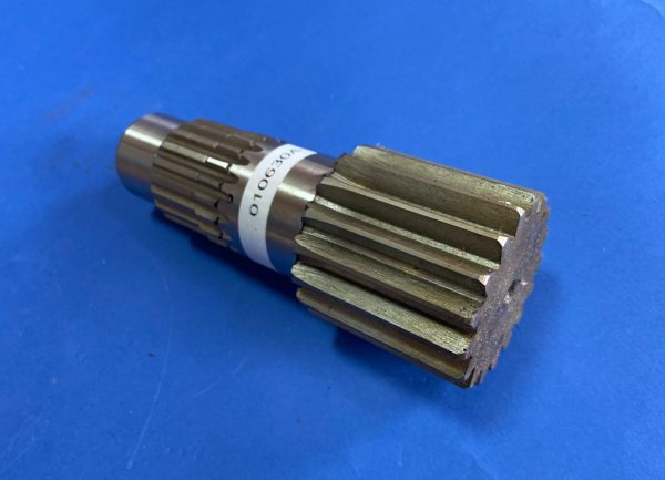 Wałek obrotu 010630A Komatsu PC05-7 E - محرك سوينغ - آلات البناء: صور 1 Wałek obrotu 010630A Komatsu PC05-7 E - محرك سوينغ - آلات البناء: صور 1