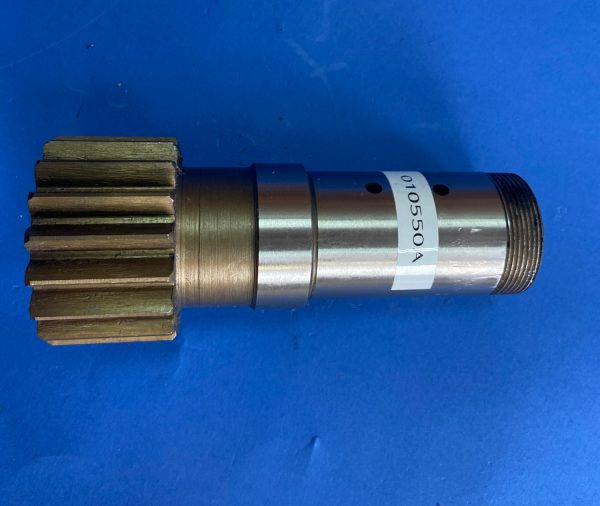 Wałek obrotu 010670A Komatsu PC16 - محرك سوينغ - آلات البناء: صور 2 Wałek obrotu 010670A Komatsu PC16 - محرك سوينغ - آلات البناء: صور 2