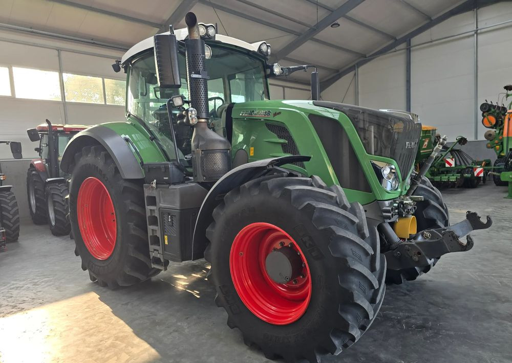 Fendt 828 S4 ProfiPlus - جرار: صور 2 Fendt 828 S4 ProfiPlus - جرار: صور 2