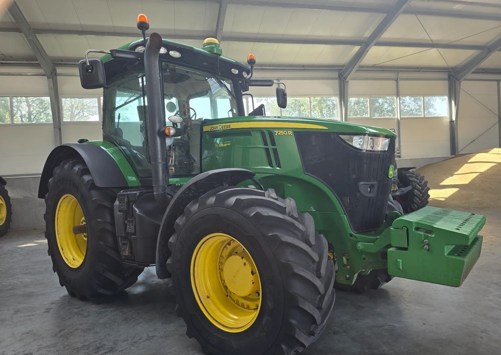 John Deere 7250R - جرار: صور 2 John Deere 7250R - جرار: صور 2