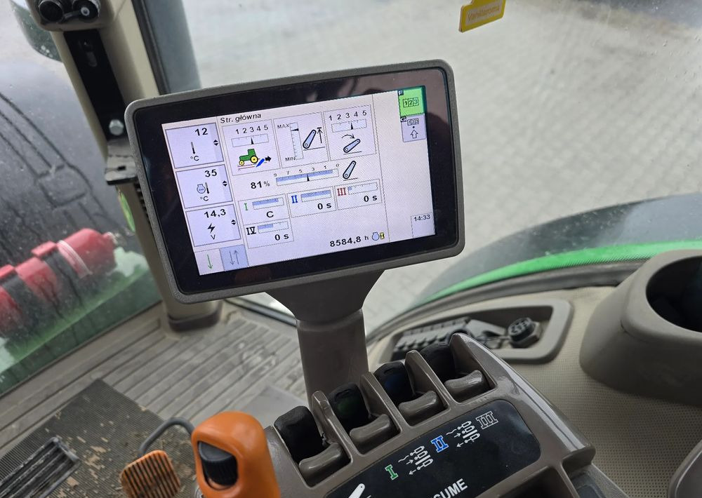 John Deere 8270R - جرار: صور 4 John Deere 8270R - جرار: صور 4