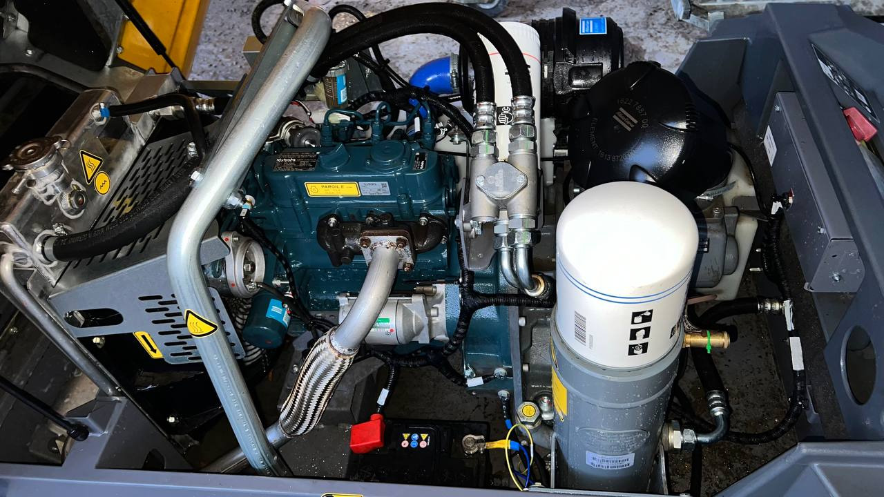 ATLAS Copco XAS48 - ضاغط الهواء: صور 2 ATLAS Copco XAS48 - ضاغط الهواء: صور 2