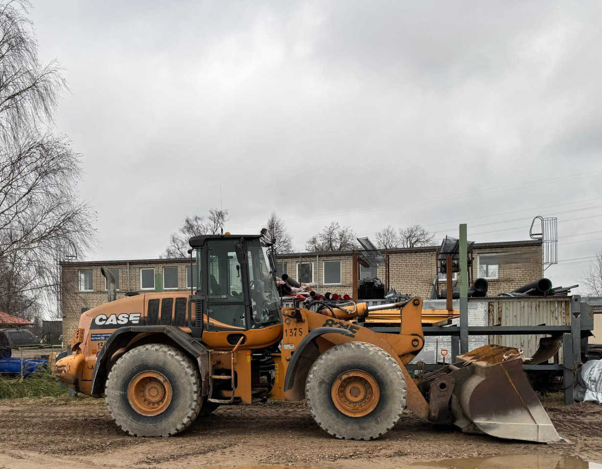 CASE 821E - اللودر بعجل: صور 2 CASE 821E - اللودر بعجل: صور 2