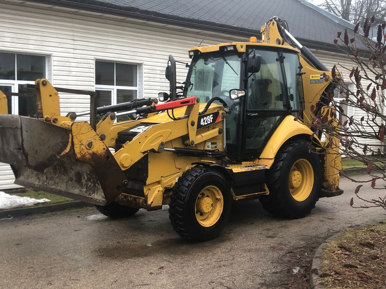 CATERPILLAR 428F - حفار متعدد الاستخدام: صور 1 CATERPILLAR 428F - حفار متعدد الاستخدام: صور 1