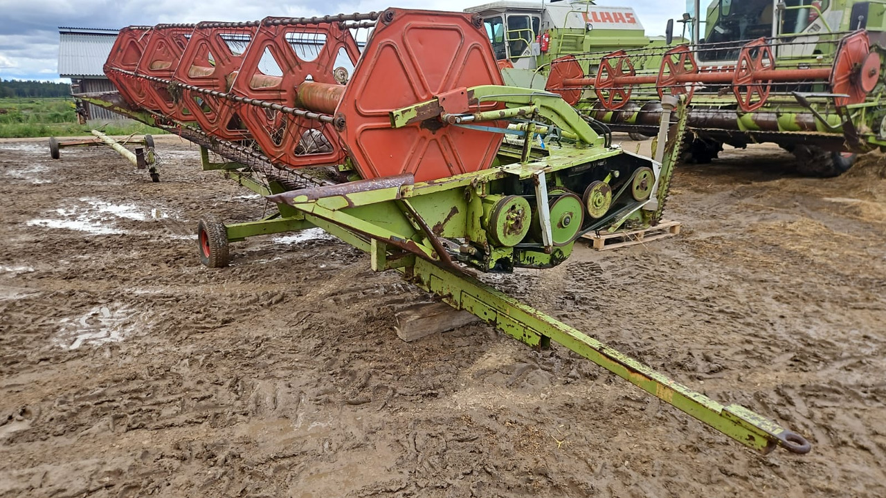 CLAAS Dominator 96 - حصادة شاملة: صور 5 CLAAS Dominator 96 - حصادة شاملة: صور 5