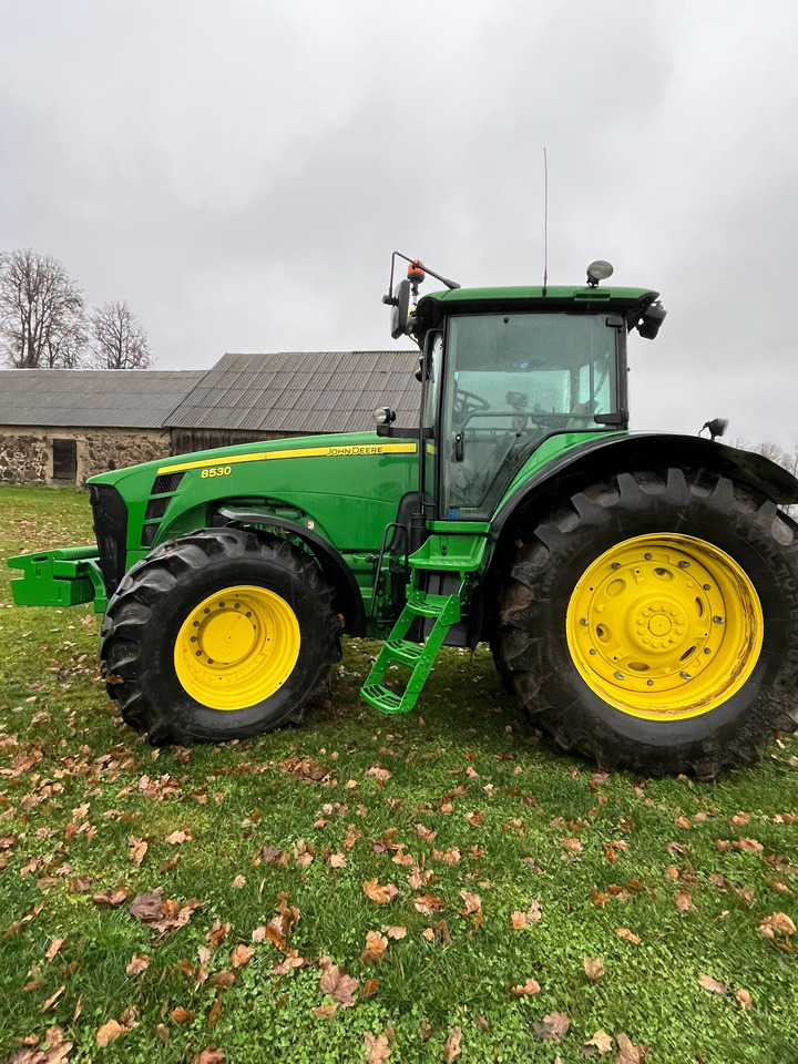 John Deere 8530 - جرار: صور 1 John Deere 8530 - جرار: صور 1