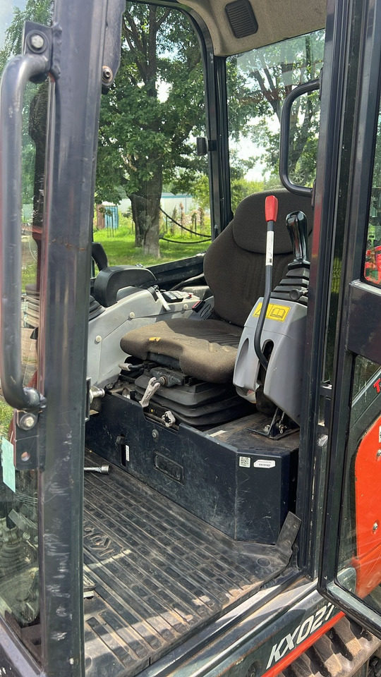 KUBOTA KX027-4 - حفارة مصغرة: صور 4 KUBOTA KX027-4 - حفارة مصغرة: صور 4
