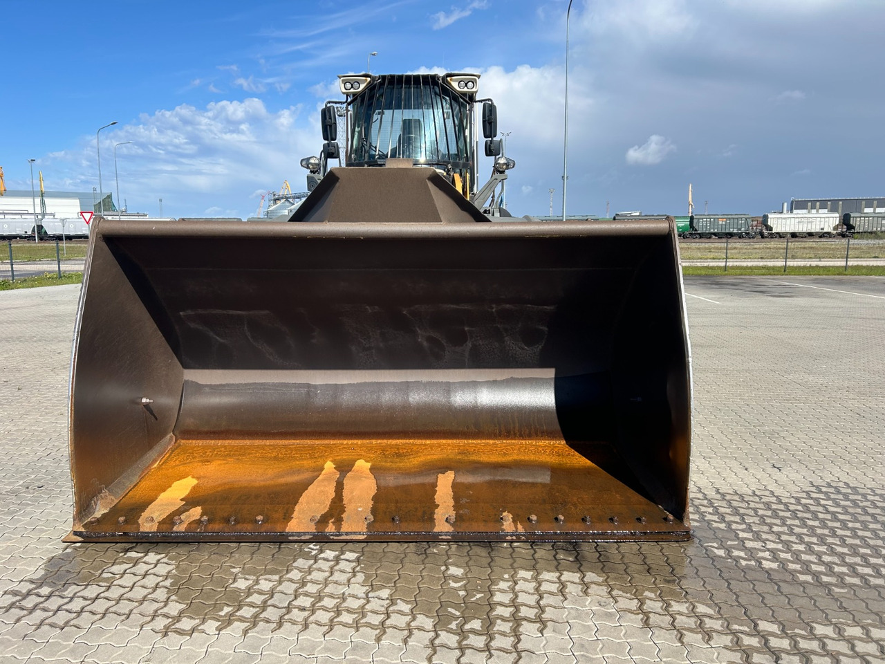 LIEBHERR L576 - اللودر بعجل: صور 4 LIEBHERR L576 - اللودر بعجل: صور 4