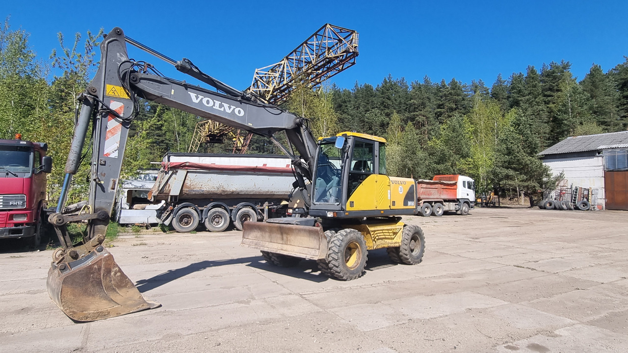 Volvo EW160 - حفارة على عجلات: صور 1 Volvo EW160 - حفارة على عجلات: صور 1