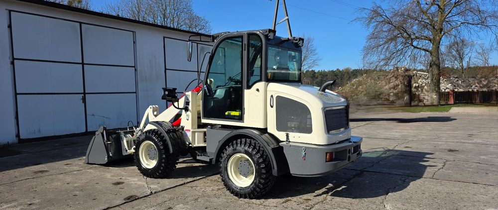 Inny Schäfi Pro ZL 15 - اللودر بعجل: صور 2 Inny Schäfi Pro ZL 15 - اللودر بعجل: صور 2