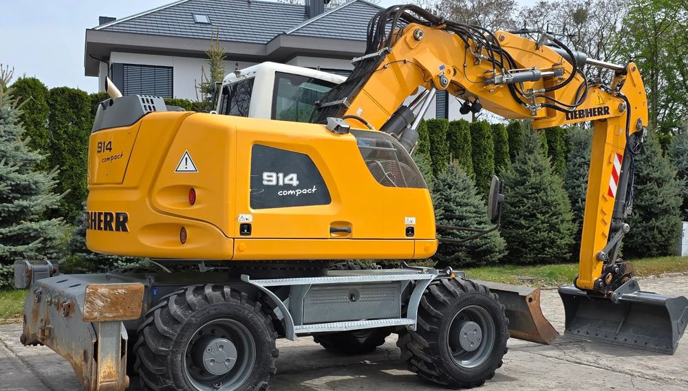 حفارة على عجلات Liebherr A 914 COMPACT: صور 7