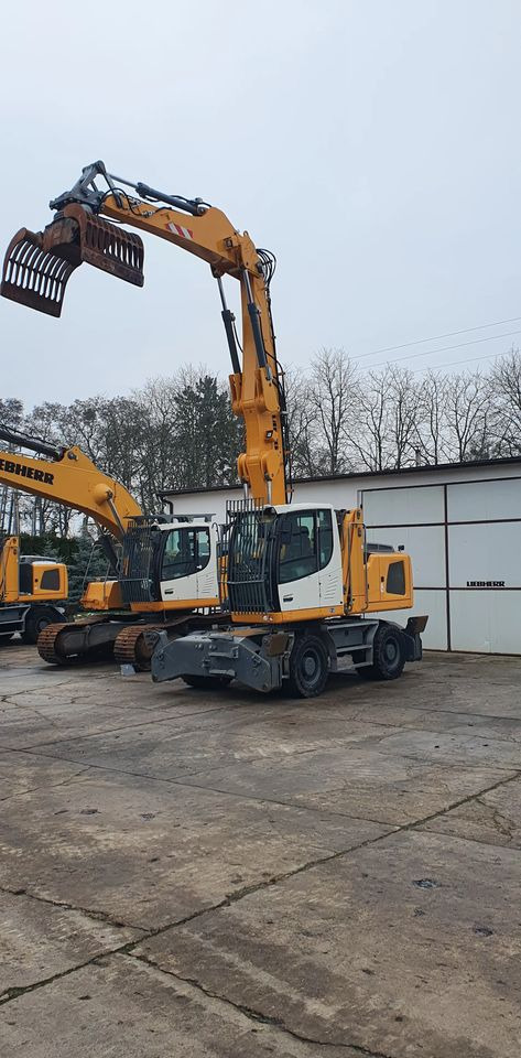 Liebherr LH22 M - حفارة على عجلات: صور 3 Liebherr LH22 M - حفارة على عجلات: صور 3
