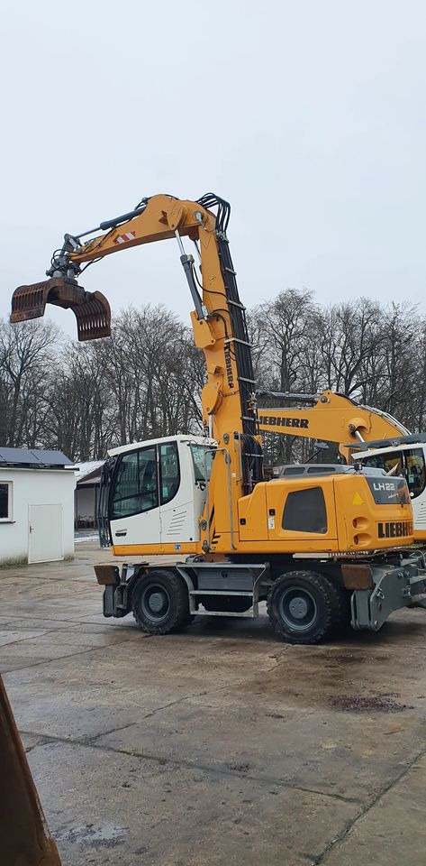 Liebherr LH22 M - حفارة على عجلات: صور 2 Liebherr LH22 M - حفارة على عجلات: صور 2