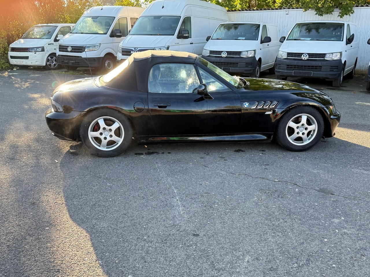 BMW Z3 1.9 - سيارة: صور 5 BMW Z3 1.9 - سيارة: صور 5