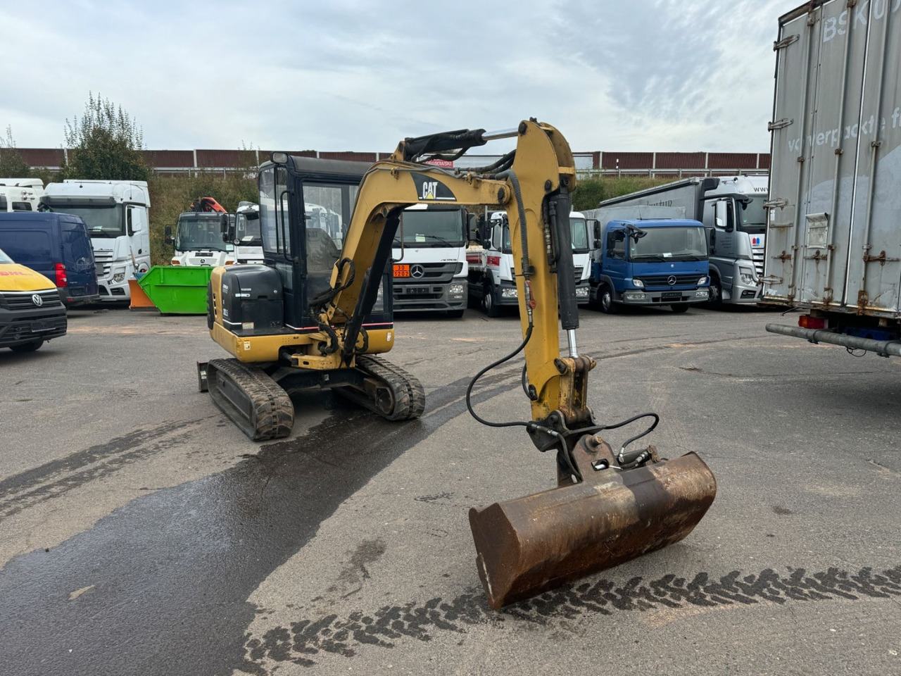 CAT 303.5 CAB Tieflöffel Graberäumer - حفارة مصغرة: صور 2 CAT 303.5 CAB Tieflöffel Graberäumer - حفارة مصغرة: صور 2