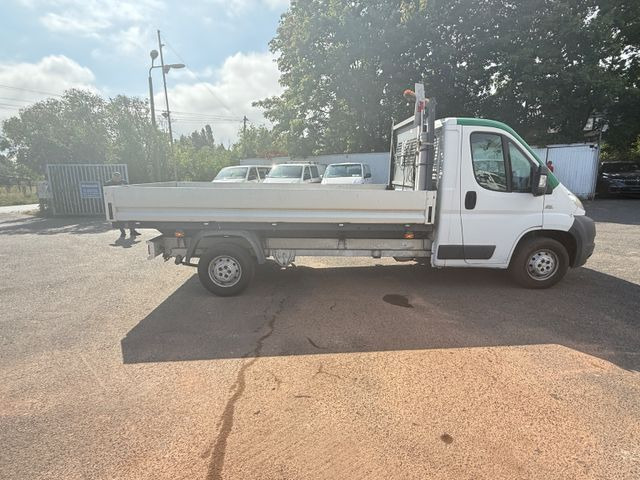 Fiat Ducato Pritsche 35 120 L4 - الشاحنات الصغيرة المسطحة: صور 5 Fiat Ducato Pritsche 35 120 L4 - الشاحنات الصغيرة المسطحة: صور 5