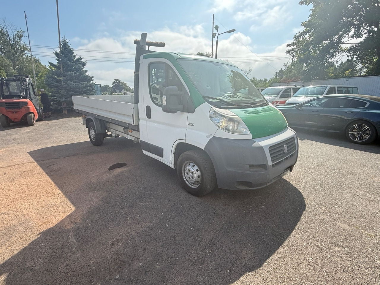 Fiat Ducato Pritsche 35 120 L4 - الشاحنات الصغيرة المسطحة: صور 2 Fiat Ducato Pritsche 35 120 L4 - الشاحنات الصغيرة المسطحة: صور 2
