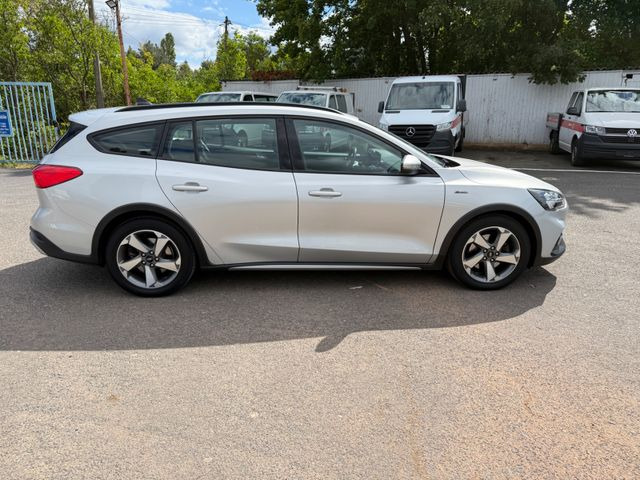 Ford Focus Turnier Active - سيارة ستيشن: صور 5 Ford Focus Turnier Active - سيارة ستيشن: صور 5