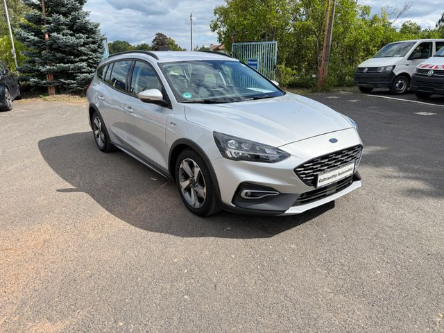 Ford Focus Turnier Active - سيارة ستيشن: صور 2 Ford Focus Turnier Active - سيارة ستيشن: صور 2