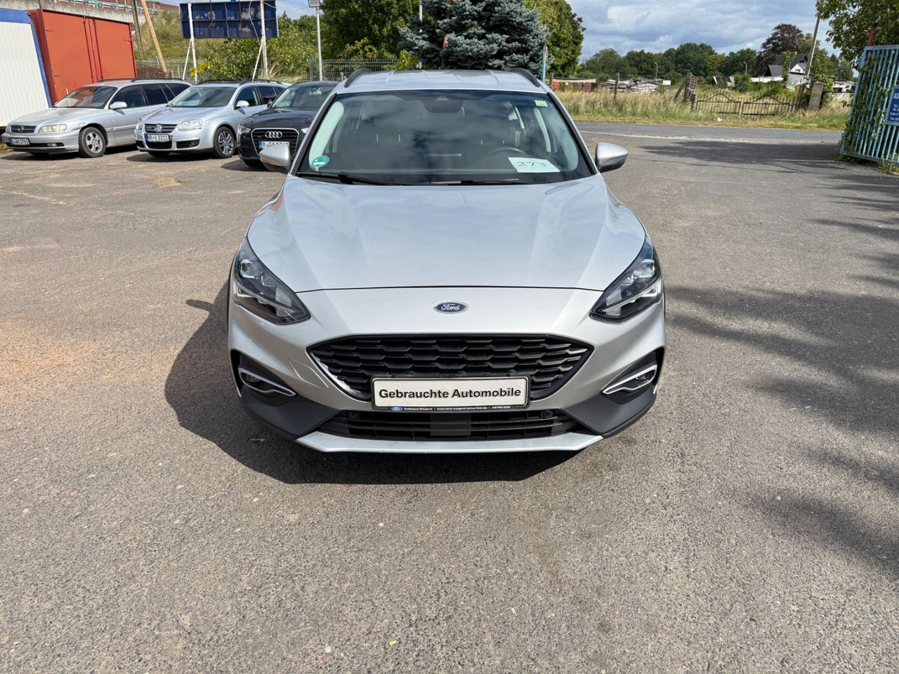 Ford Focus Turnier Active - سيارة ستيشن: صور 1 Ford Focus Turnier Active - سيارة ستيشن: صور 1