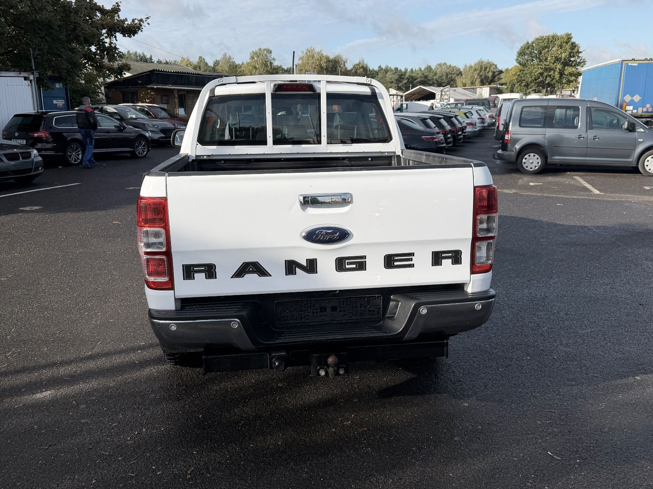 Ford Ranger XLT Doppelkabine 4x4 - سيارة دفع رباعي: صور 4 Ford Ranger XLT Doppelkabine 4x4 - سيارة دفع رباعي: صور 4
