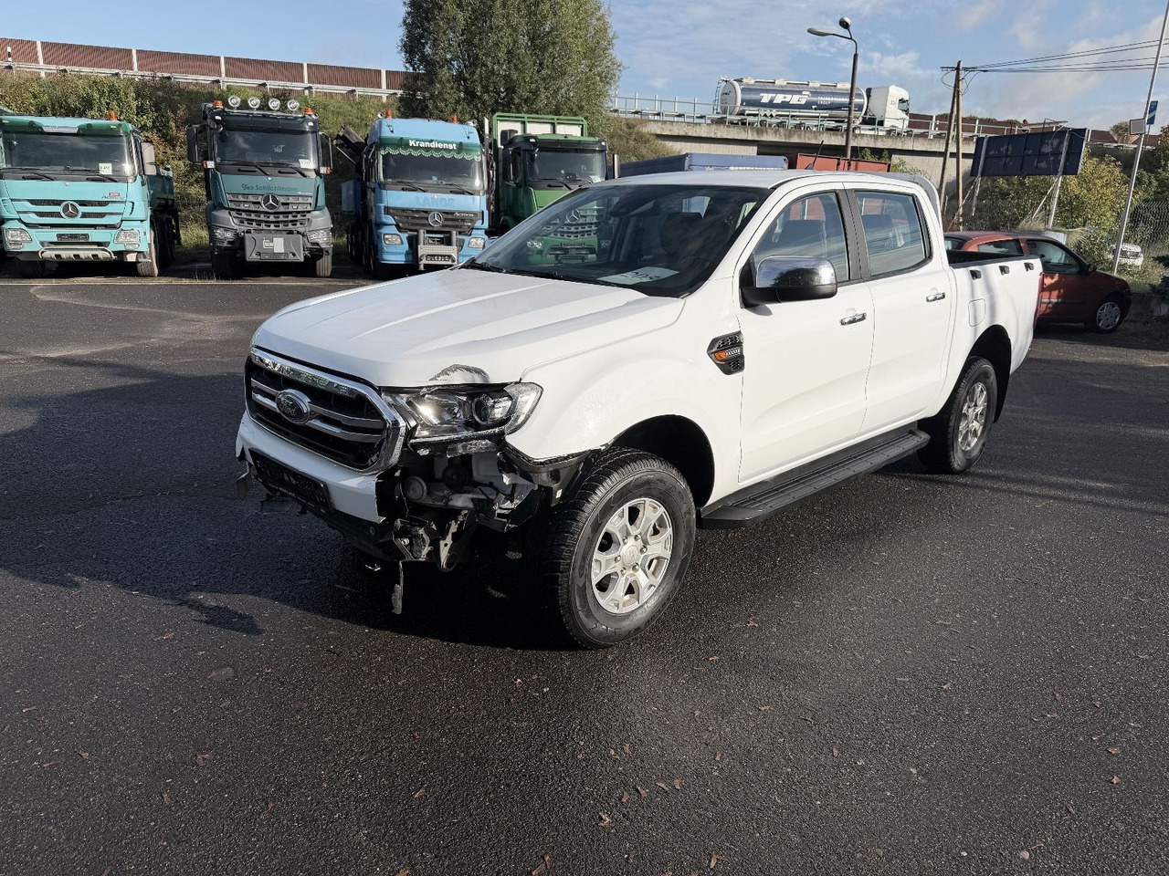Ford Ranger XLT Doppelkabine 4x4 - سيارة دفع رباعي: صور 3 Ford Ranger XLT Doppelkabine 4x4 - سيارة دفع رباعي: صور 3