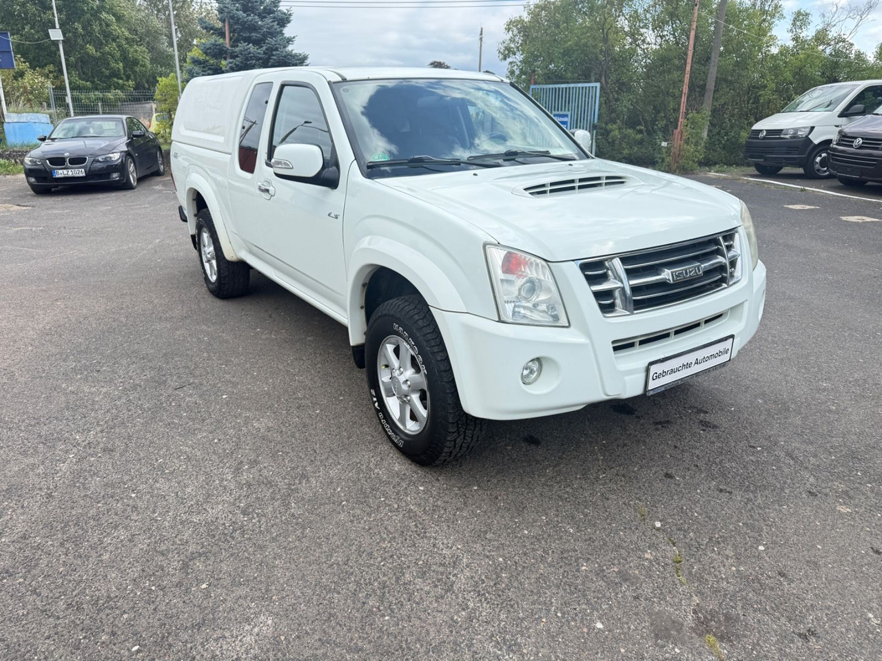 Isuzu D-Max Single Cab Basis 4WD - سيارة دفع رباعي: صور 2 Isuzu D-Max Single Cab Basis 4WD - سيارة دفع رباعي: صور 2