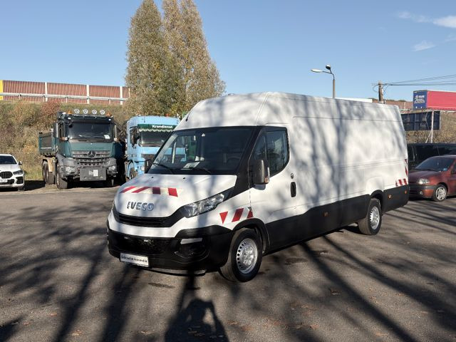 Iveco Daily Kasten 35 S . - فان, الشاحنات الصغيرة كابينة مزدوجة: صور 3 Iveco Daily Kasten 35 S . - فان, الشاحنات الصغيرة كابينة مزدوجة: صور 3