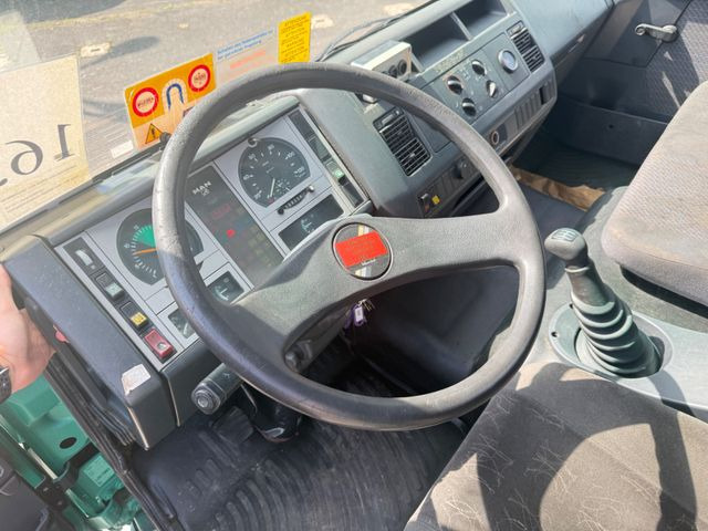 مصاعد الازدهار محمولة على شاحنة MAN 8.163 Hubarbeitsbühne: صور 13 مصاعد الازدهار محمولة على شاحنة MAN 8.163 Hubarbeitsbühne: صور 13