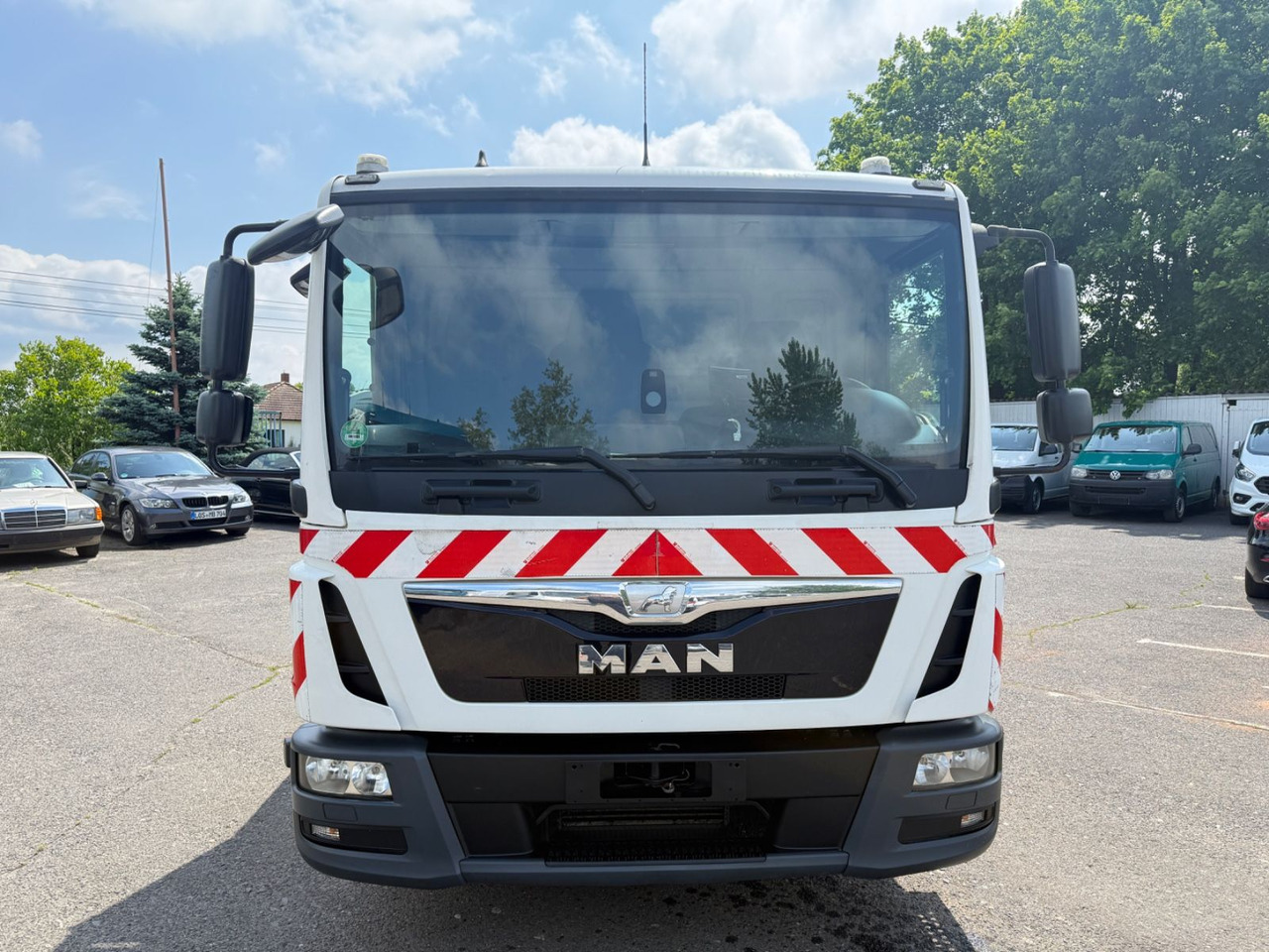 MAN TGL 8.180 - شاحنات مسطحة: صور 1 MAN TGL 8.180 - شاحنات مسطحة: صور 1