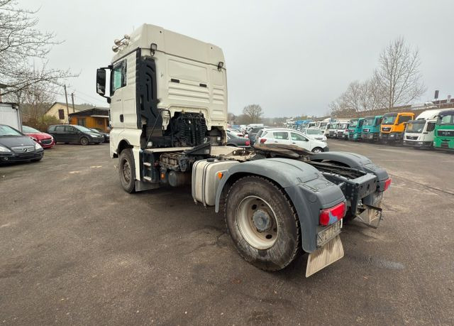 MAN TGX 18.500 - شاحنة جرار: صور 5 MAN TGX 18.500 - شاحنة جرار: صور 5