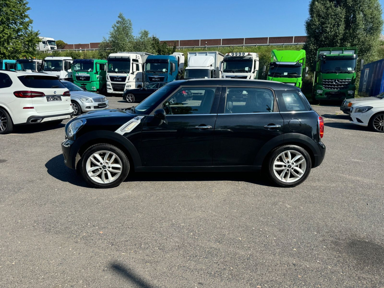 MINI COOPER Countryman Cooper - سيارة: صور 3 MINI COOPER Countryman Cooper - سيارة: صور 3