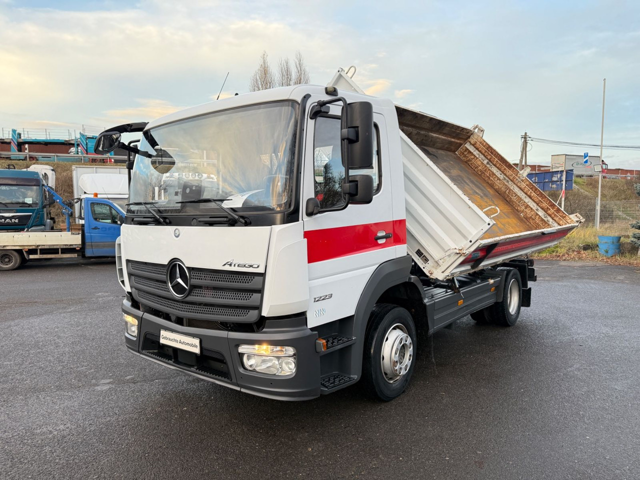 Mercedes-Benz Atego 1223 Kipper 65 km - قلابات: صور 2 Mercedes-Benz Atego 1223 Kipper 65 km - قلابات: صور 2
