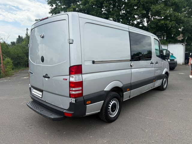 Mercedes-Benz Sprinter II Kasten 219 CDI Automatik - فان المدمجة: صور 5 Mercedes-Benz Sprinter II Kasten 219 CDI Automatik - فان المدمجة: صور 5