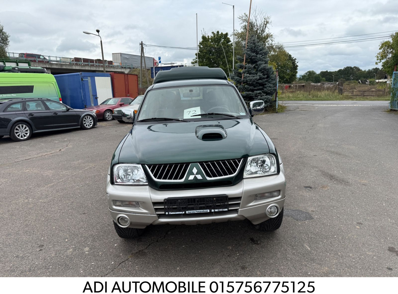 Mitsubishi L200 Magnum TD Intense Club Cab 2500 - سيارة دفع رباعي: صور 1 Mitsubishi L200 Magnum TD Intense Club Cab 2500 - سيارة دفع رباعي: صور 1