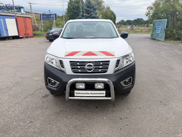 Nissan Navara NP300 Visia King Cab 4x4 - سيارة دفع رباعي: صور 1 Nissan Navara NP300 Visia King Cab 4x4 - سيارة دفع رباعي: صور 1