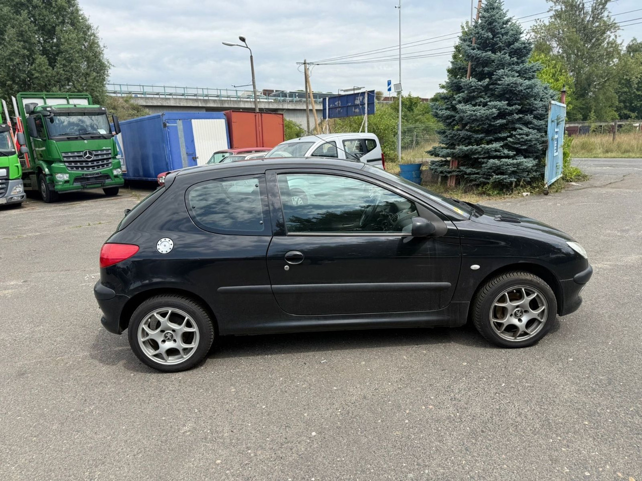 سيدان Peugeot 206 1.4  HDi: صور 7