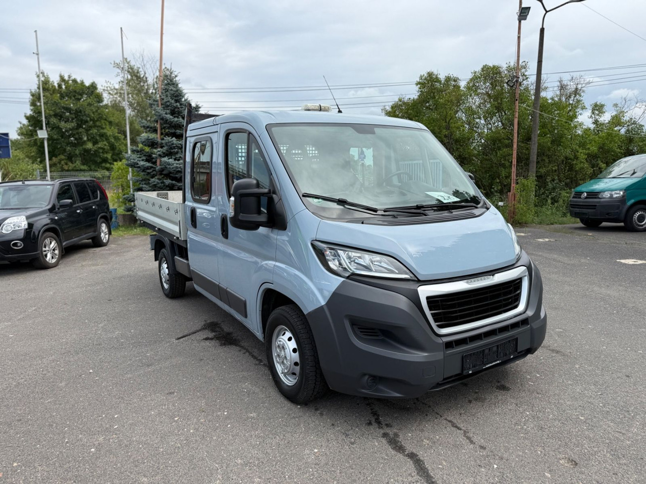 Peugeot Boxer Pritsche Doka. 333 L2 BlueHDi 110 - الشاحنات الصغيرة المسطحة: صور 2 Peugeot Boxer Pritsche Doka. 333 L2 BlueHDi 110 - الشاحنات الصغيرة المسطحة: صور 2